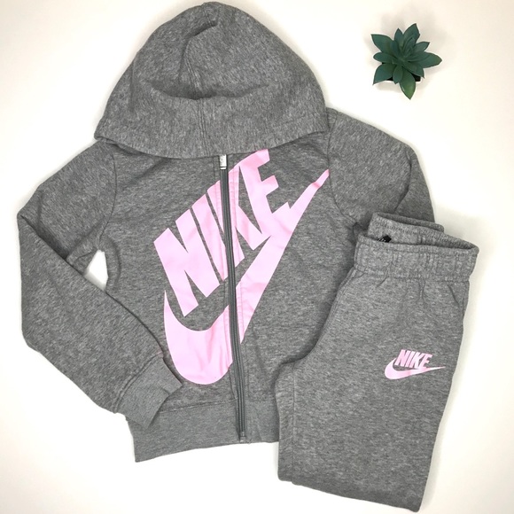 grey nike matching set